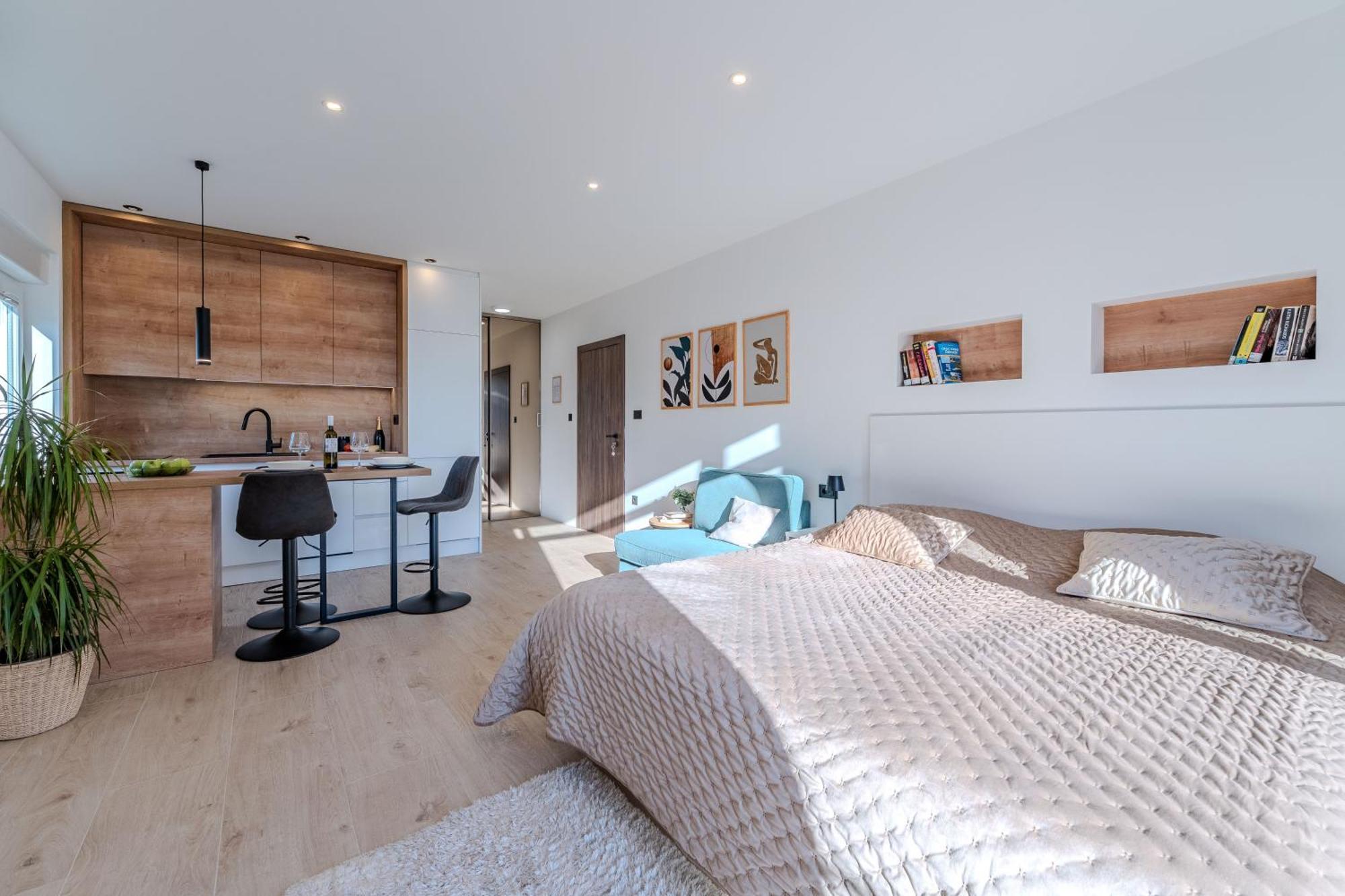 Sea View Terrace Apartment